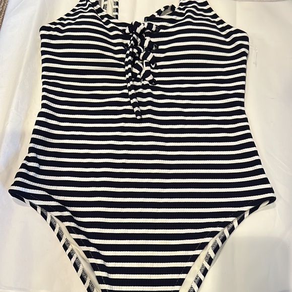 NWOT AERIE ribbed lace up stripe one piece swim size S/M - Picture 4 of 11